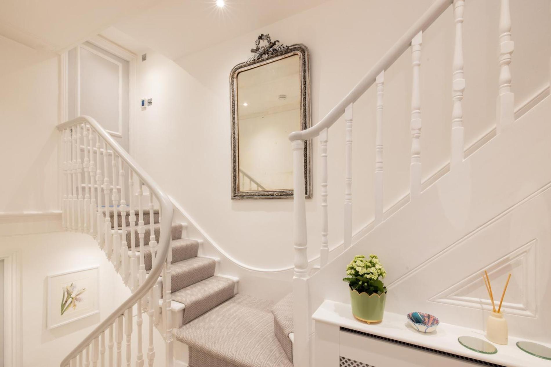 The Montagu - 2 Bedrooms With Terrace In Kensington *